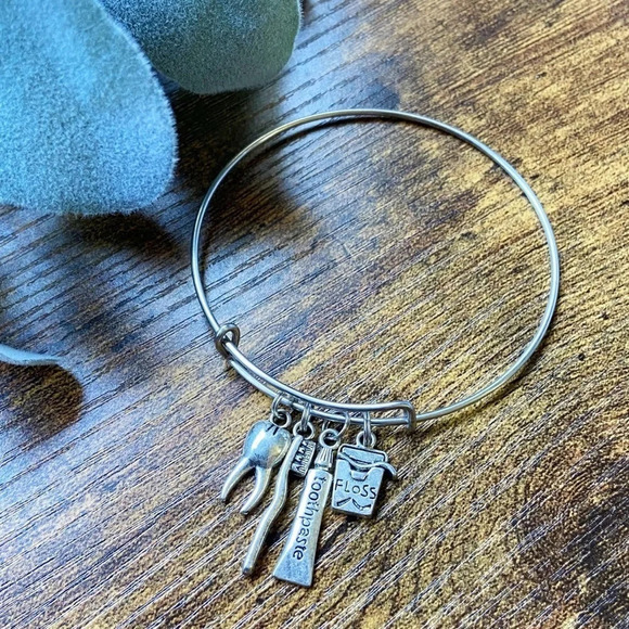 Dentist Hygienist Gift Charm Bracelet Adjustable Bangle Tooth Floss Jewelry - Picture 5 of 6